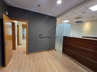 Local comercial en venta en Poio