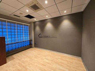 Local comercial en venta en Poio