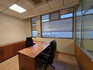 Local comercial en venta en Poio