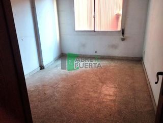 Piso en venta en Centro en Ourense