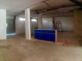 Local comercial en venta en Marxalenes en Valencia