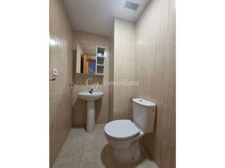 Casa adosada en venta en Avda. de Abril. - 9 de octubre en Sagunto