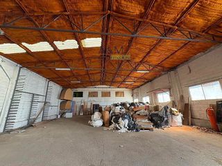 Nave industrial en venta en Pesquera de Duero