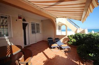 Casa adosada en venta en Torrelamata - La Mata en Torrevieja