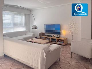 Casa en venta en Petrer