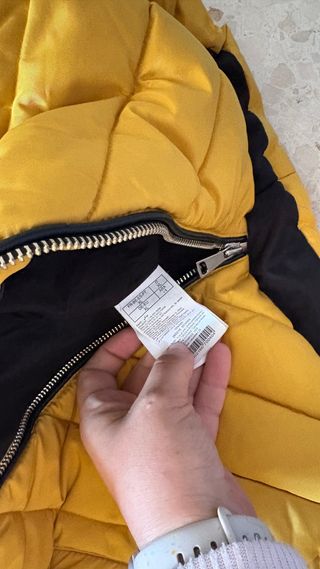 Abrigo acolchado señora amarillo