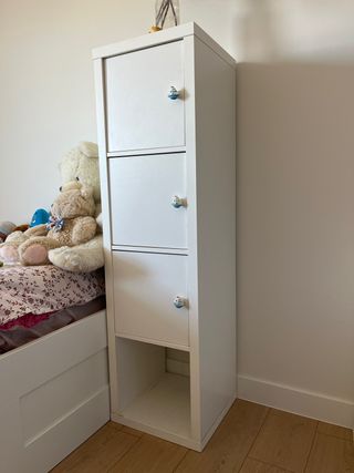 Mueble de almacenaje blanco