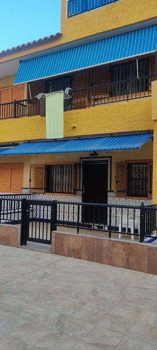 Casa adosada en venta en Torrelamata - La Mata en Torrevieja