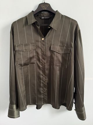 Camicia Zara satinata verde oliva a righe – elegan