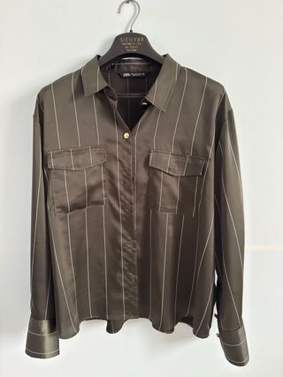Camicia Zara satinata verde oliva a righe – elegan