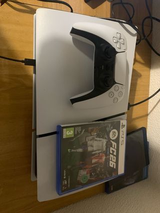 Consola PS5 + Mando + Juego FC26