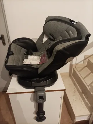 Silla coche bebé Playxtrem Revol gris