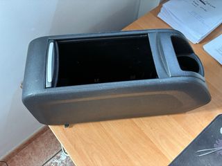 Consola Central Rifter/Berlingo/Combo K9