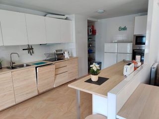 Casa adosada en alquiler en Ibarrangelu