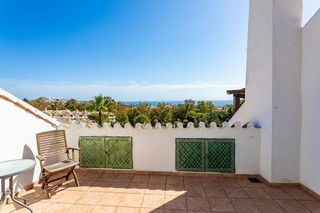 Casa adosada en venta en Calahonda en Mijas