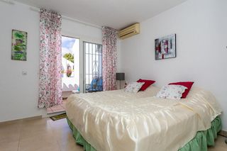 Casa adosada en venta en Calahonda en Mijas