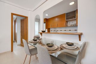 Ático en alquiler en Altos - La Florida en Orihuela