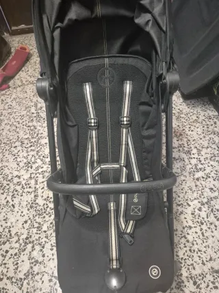 Passeggino Cybex nero