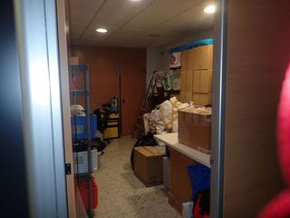 Local comercial en venta en Torrent Ballester en Viladecans