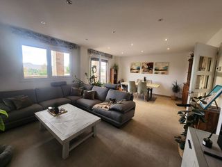 Casa pareada en venta en Los Hueros en Villalbilla