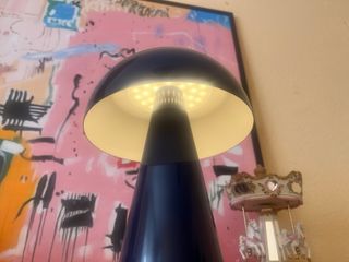 Lámpara de mesa LEDrecargableUSB atenuado100%nuevo