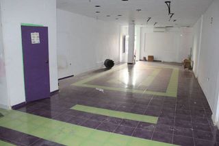 Local comercial en alquiler en Universidad en Ciudad Real