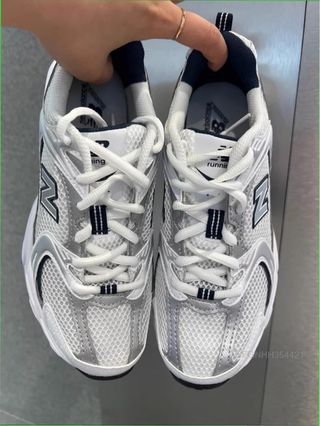 New Balance 530 Talla 37 Blanco Plata
