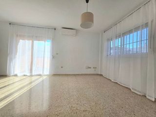 Piso en alquiler en Las Lagunas en Mijas