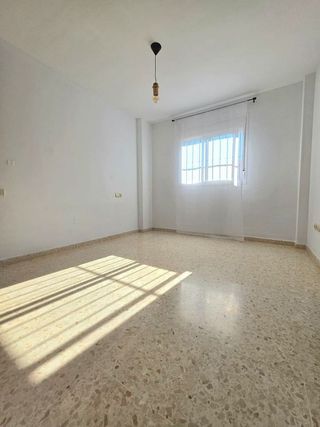 Piso en alquiler en Las Lagunas en Mijas