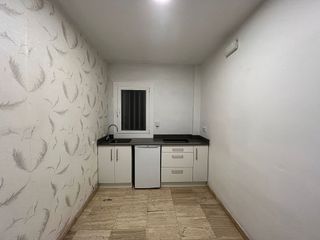 Oficina en venta en Eixample Nord – La Devesa en Girona