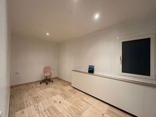 Oficina en venta en Eixample Nord – La Devesa en Girona