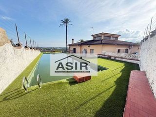 Casa adosada en venta en Zona Urbanizaciones en Alzira