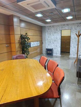 Local comercial en alquiler en Centro - Sagrario en Granada