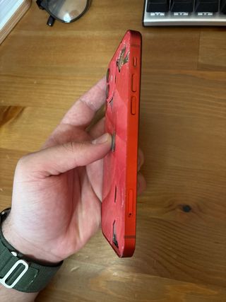 iPhone 12 Rojo para piezas