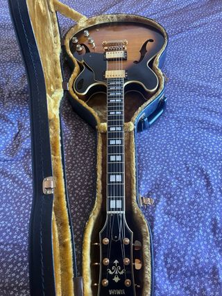 Yamaha SA2200 Guitarra Eléctrica