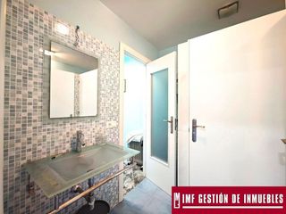 Local comercial en venta en Zona Hispanidad-Vivar Téllez en Vélez-Málaga