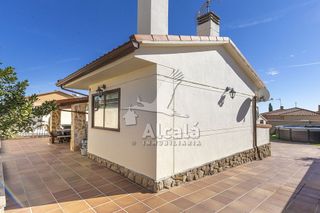 Chalet en venta en Loranca de Tajuña