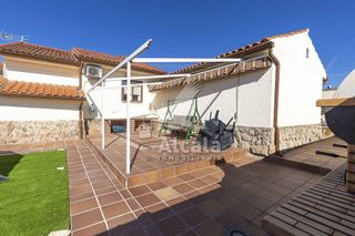 Chalet en venta en Loranca de Tajuña