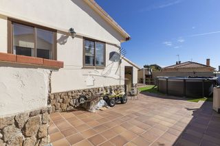 Chalet en venta en Loranca de Tajuña