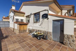 Chalet en venta en Loranca de Tajuña