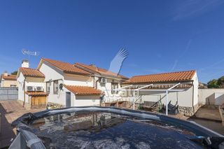 Chalet en venta en Loranca de Tajuña