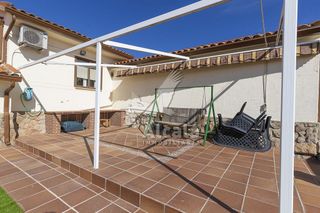 Chalet en venta en Loranca de Tajuña