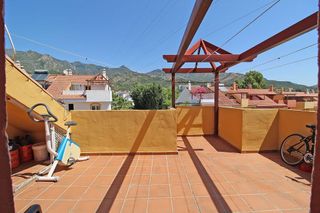 Casa adosada en alquiler en Las Cancelas - Valdeolletas en Marbella