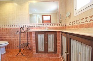 Casa adosada en alquiler en Las Cancelas - Valdeolletas en Marbella