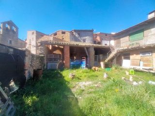 Casa pareada en venta en Vilanova de Meià