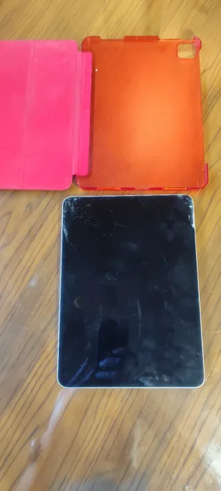 iPad Pro 11 Plata (Pantalla Rota)