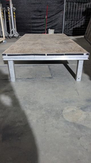 Tarima 2x1 con patas de 35 cm