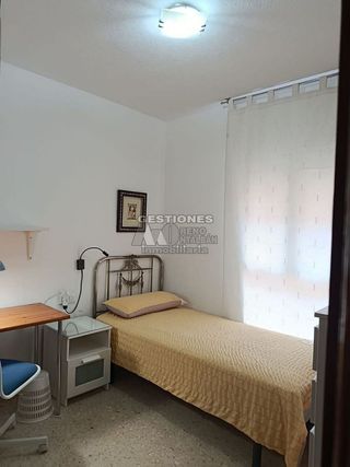 Piso en alquiler en Conde de Ureña - Monte Gibralfaro en Málaga