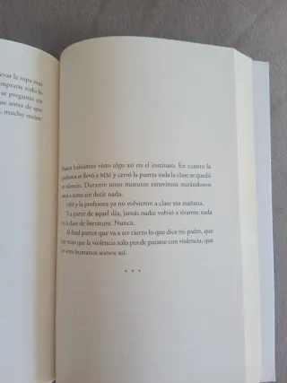 Invisible / Invisible (Spanish Edition)