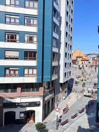 Piso en alquiler en Centro en Gijón